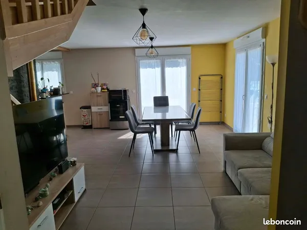 Maison - 4 pièces - 90m²