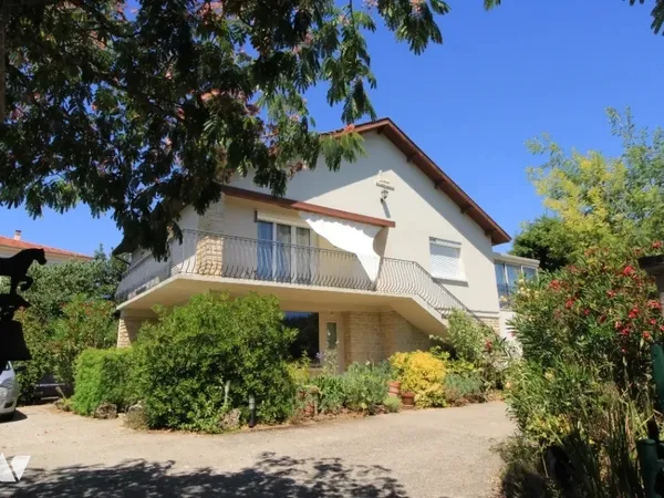Maison 6 pièces 150 m²