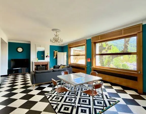 Maison 6 pièces 185 m²
