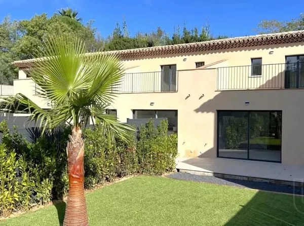 2 chambres - Maison - Var - À vendre - MZiSM132