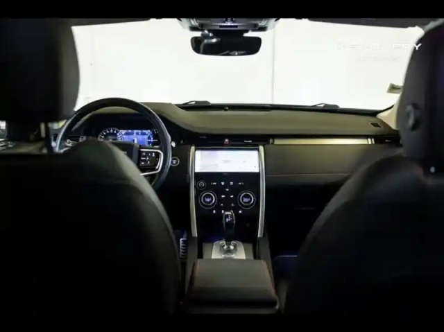 Land Rover Discovery Sport p300e r-dynamic s awd bva — photo 30