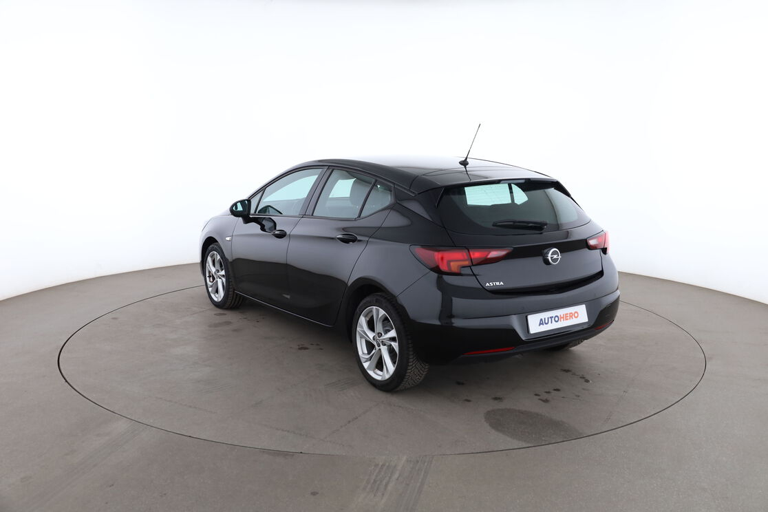 Opel Astra 1.5 Diesel GS Line Auto — photo 3