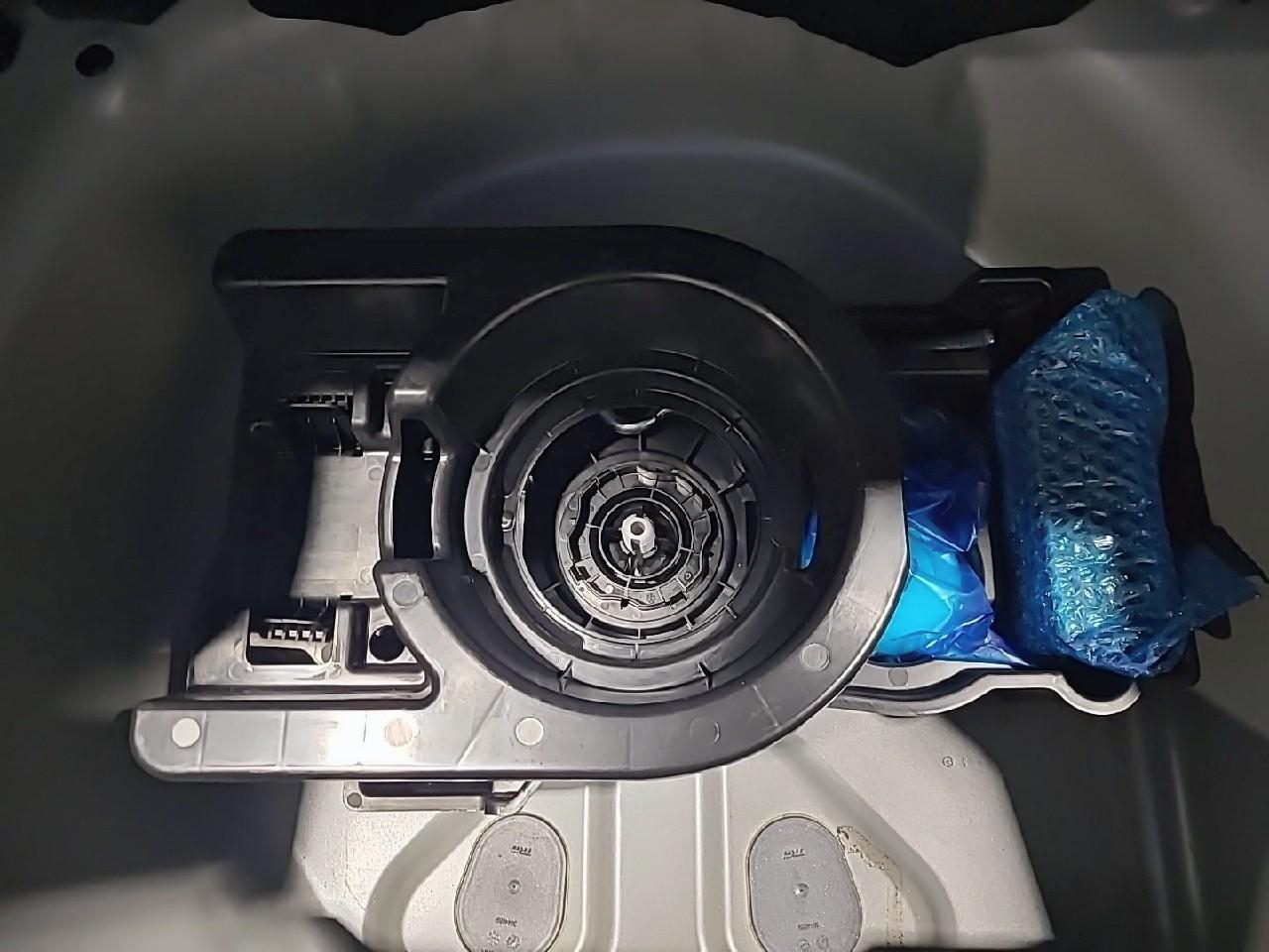 Peugeot 208 hybrid 100 e-dcs6 allure — photo 17
