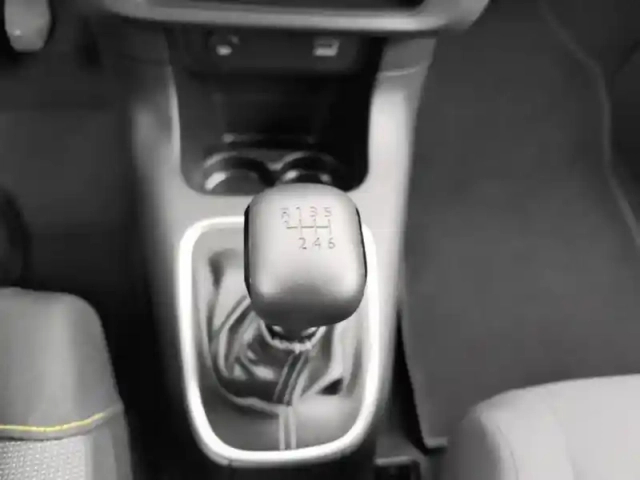 Citroën C3 puretech 110 ch bvm6 max — photo 24