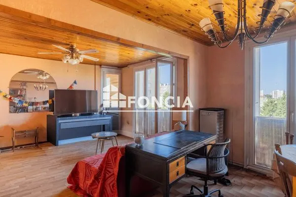 Appartement 4 pièces 65 m²