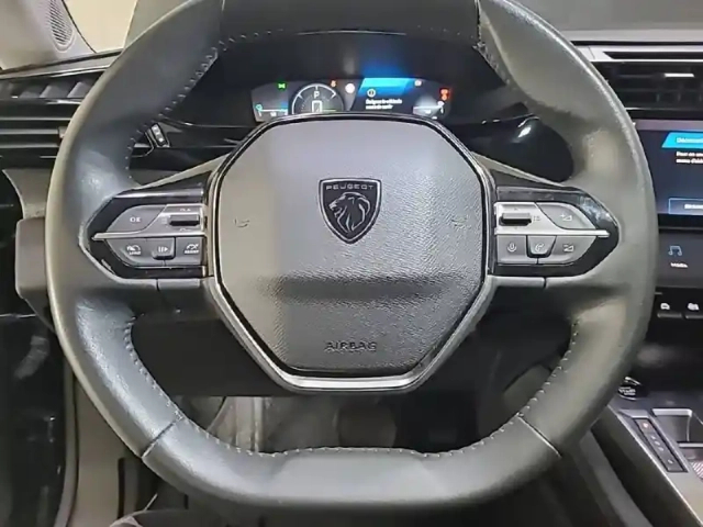 Peugeot 308 sw phev 180 e-eat8 — photo 29