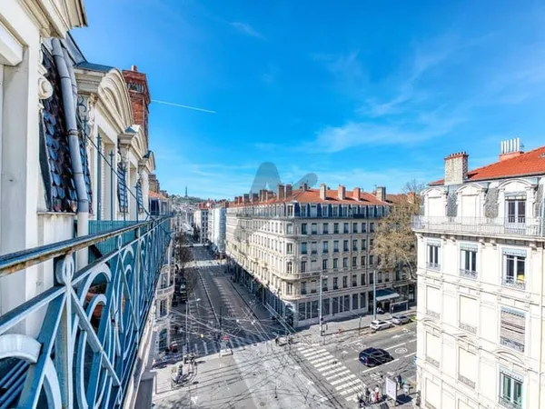 Appartement 5 pièces 155 m²