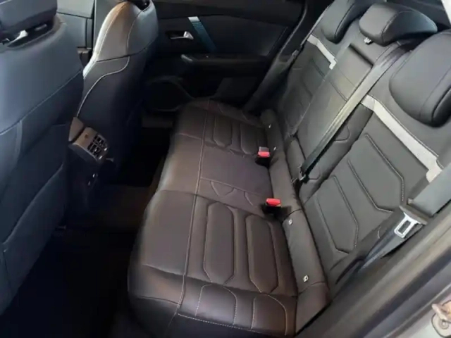 Citroën C4 moteur électrique 136ch (100 kw) shine automatique — photo 8