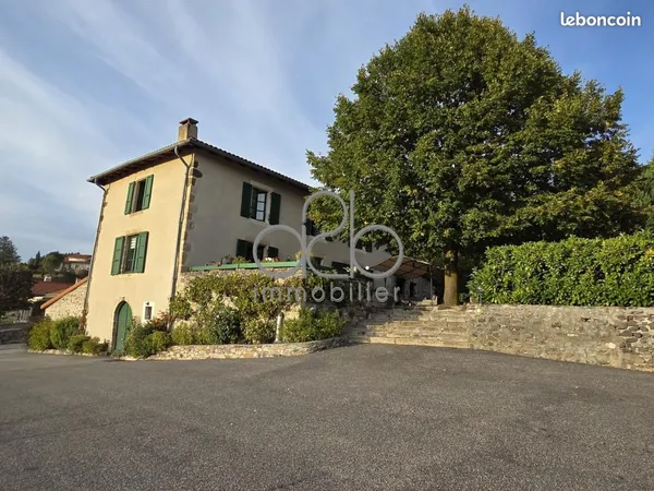 Maison 7 pièces 180 m²