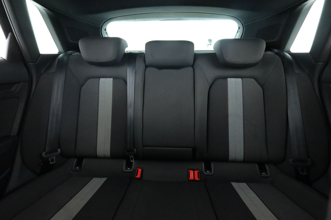 Audi A3 Sportback 35 TDI S Line S Tronic 7 — photo 14