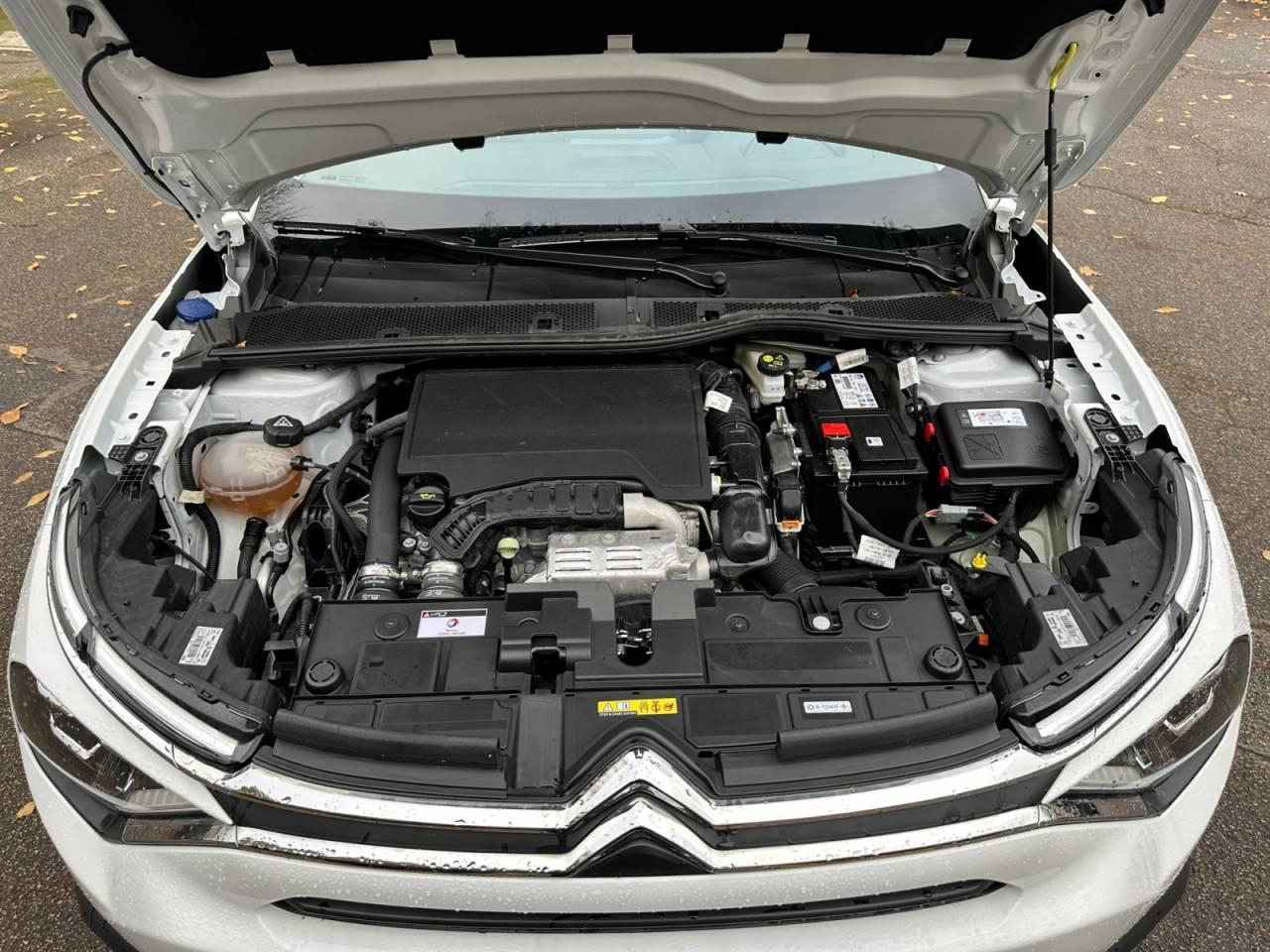 Citroën C4 puretech 130 eat8 max — photo 20