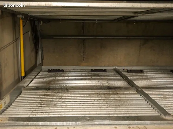 Parking à louer - Seyssins - Sous-sol sécurisé -
