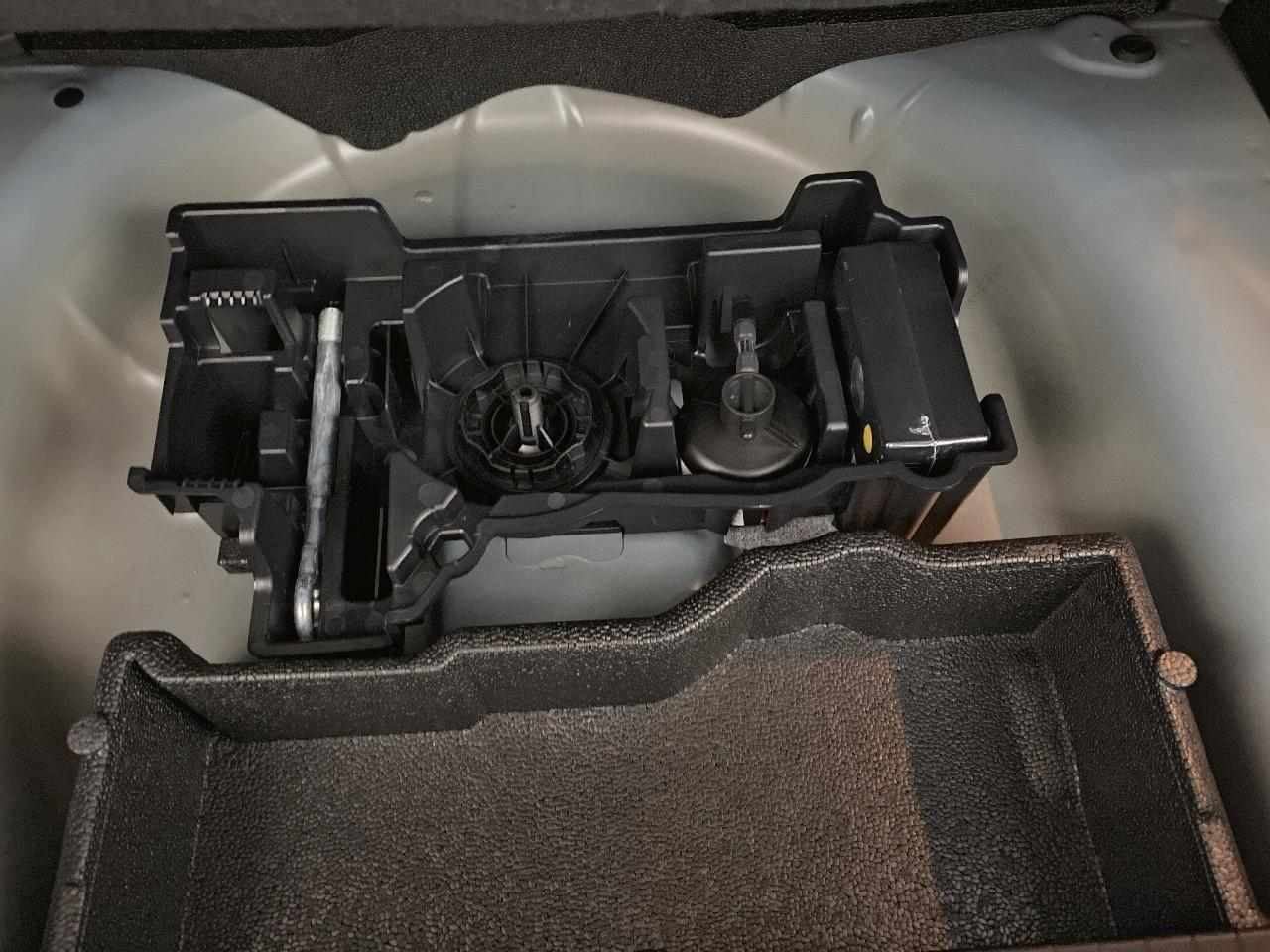 Peugeot 2008 hybrid 136 e-dcs6 style — photo 16