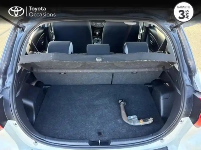 Toyota Yaris 110 vvt-i design y20 cvt 5p my19 — photo 14