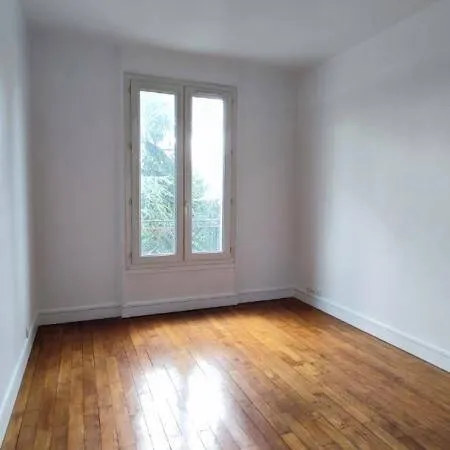Studio 1 pièce 30 m²