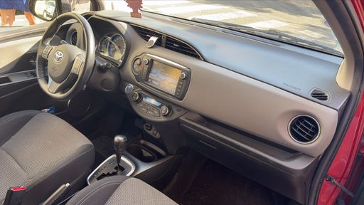 Toyota Yaris 1.5 VVT-i 100 Hybrid E-CVT - Dynamic – 2016 – 112597 km – Hybride essence – Boîte Automatique — photo 14