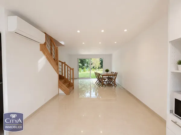 Maison Vente Mouroux 4p 89m² 324990€
