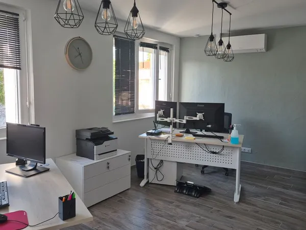 À LOUER - APPARTEMENT T2 OU LOCAL PROFESSIONNEL - NÉRAC - 58 m²
