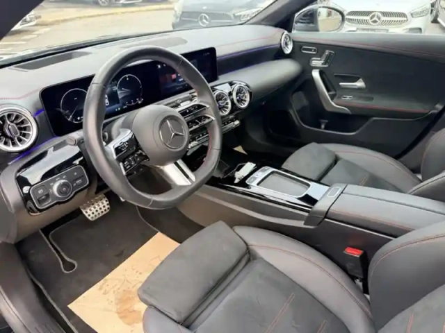 Mercedes Cla 200 d coupé amg line — photo 19