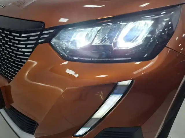 Peugeot 2008 puretech 100 s&amp;s bvm6 — photo 35