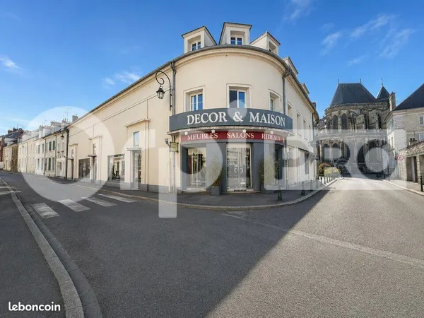 Local commercial 460 m²