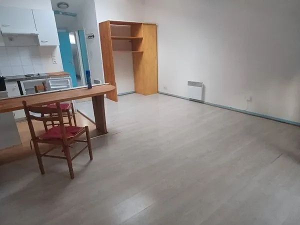 Appt T2 bis - dernier étage