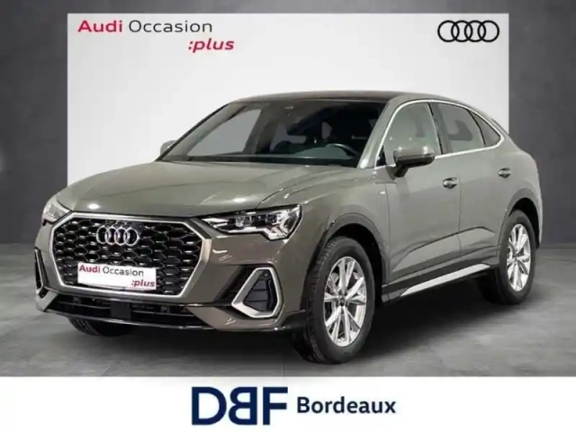 Audi Q3 35 tfsi 150 ch s tronic 7 s line