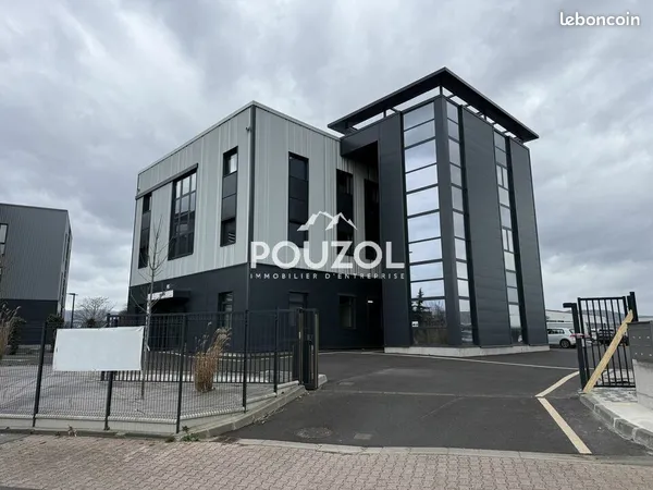 Bureaux 123 m² CLERMONT-FERRAND