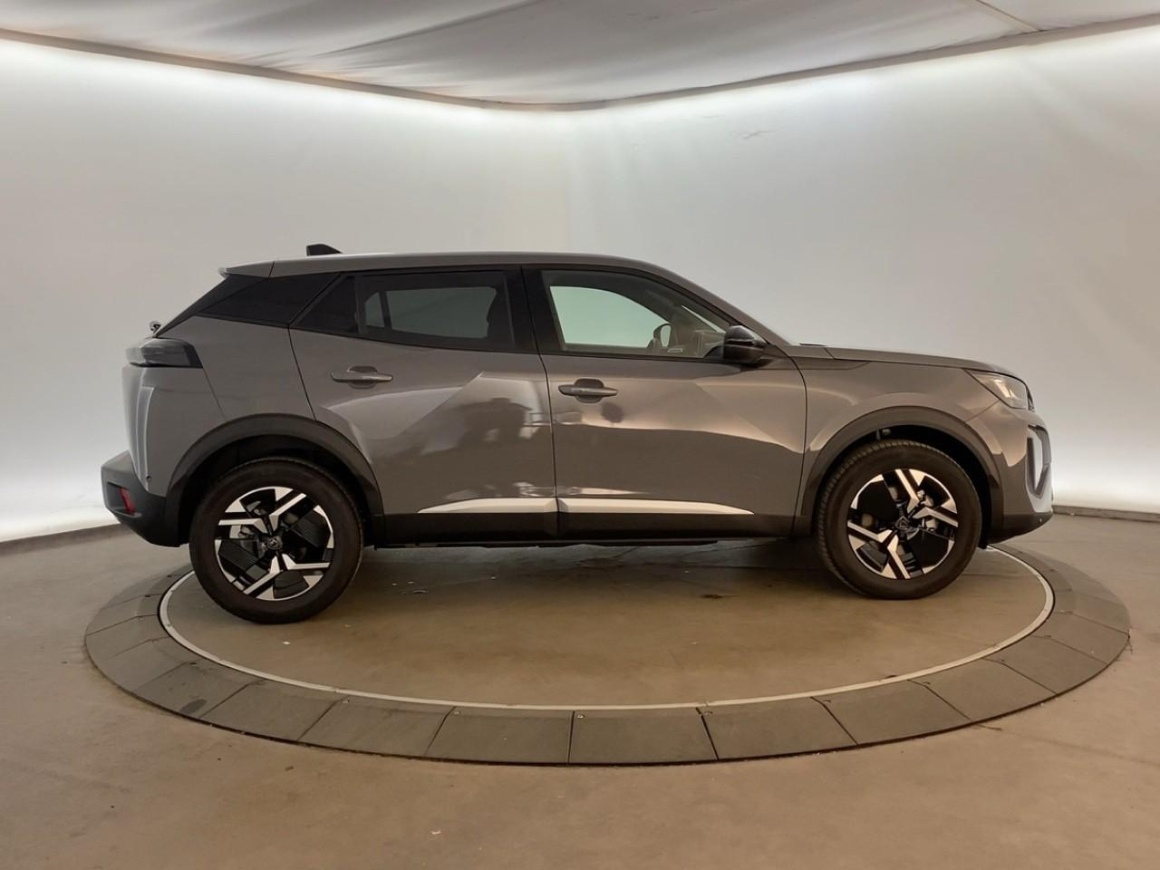 Peugeot 2008 hybrid 145 ch e-dcs6 allure — photo 4