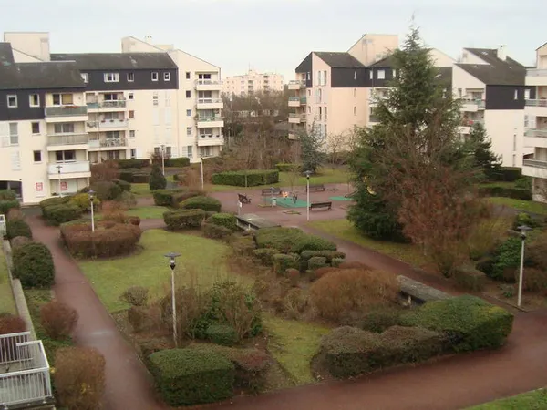 Appartement 4 pièces 81 m²