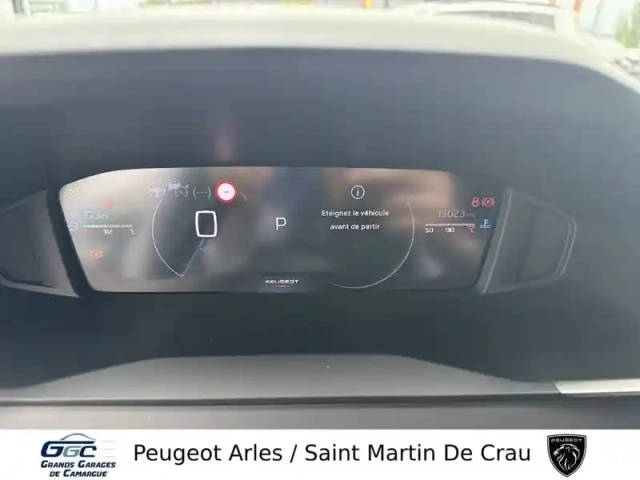 Peugeot 2008 hybrid 145 e-dcs6 — photo 18