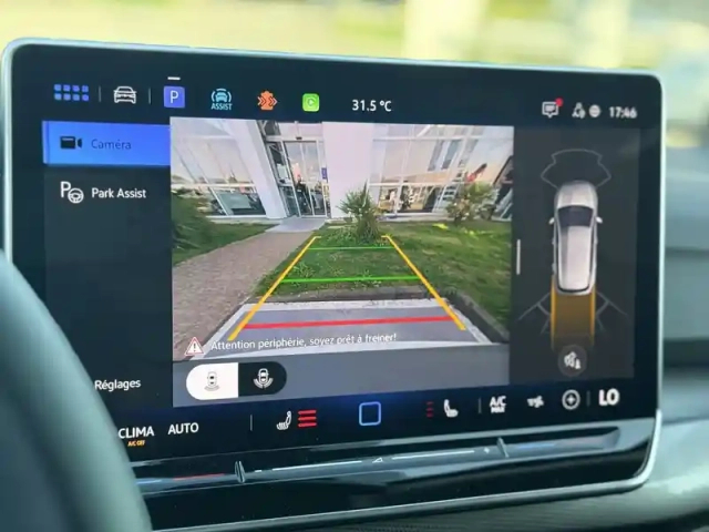 Volkswagen Golf 1.5 ehybrid 204 dsg6 — photo 26