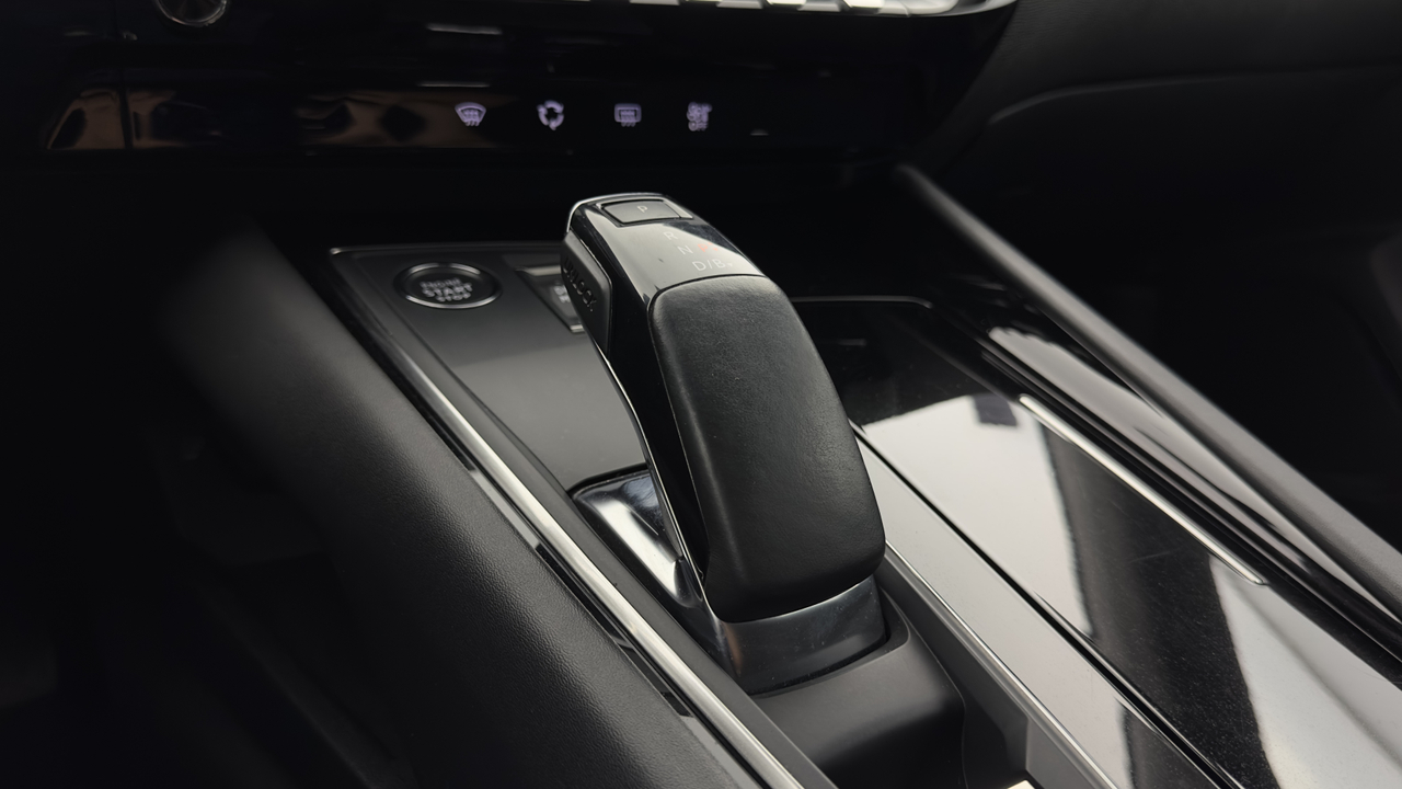 Peugeot 508 SW Hybrid 225 e-EAT8 — photo 33