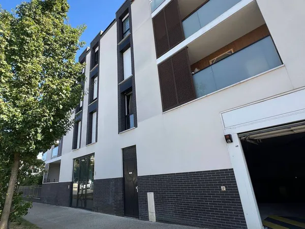 Parking 37 m²