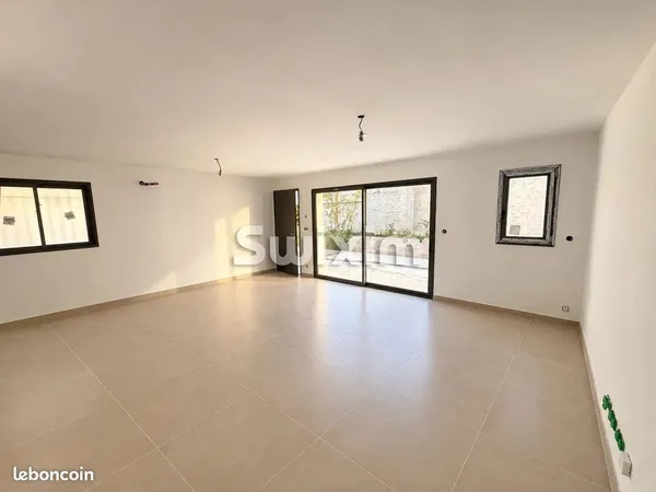Villa 4 pièces 80 m²