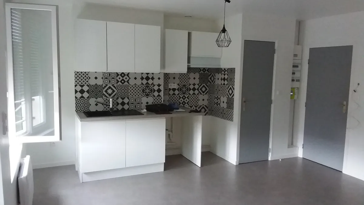 Photo 1