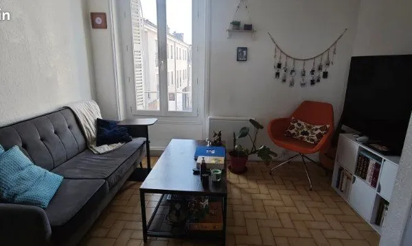 T2 meublé av de la Liberation 30m2
