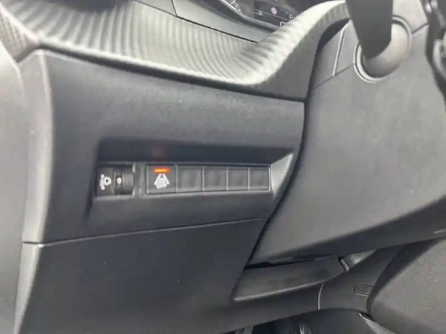 Peugeot 2008 puretech 130 s&amp;s eat8 — photo 81