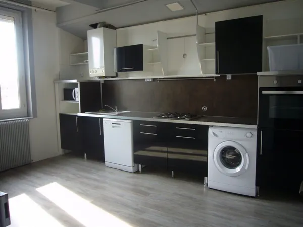 Appartement rénové 3 pièces 79 m²