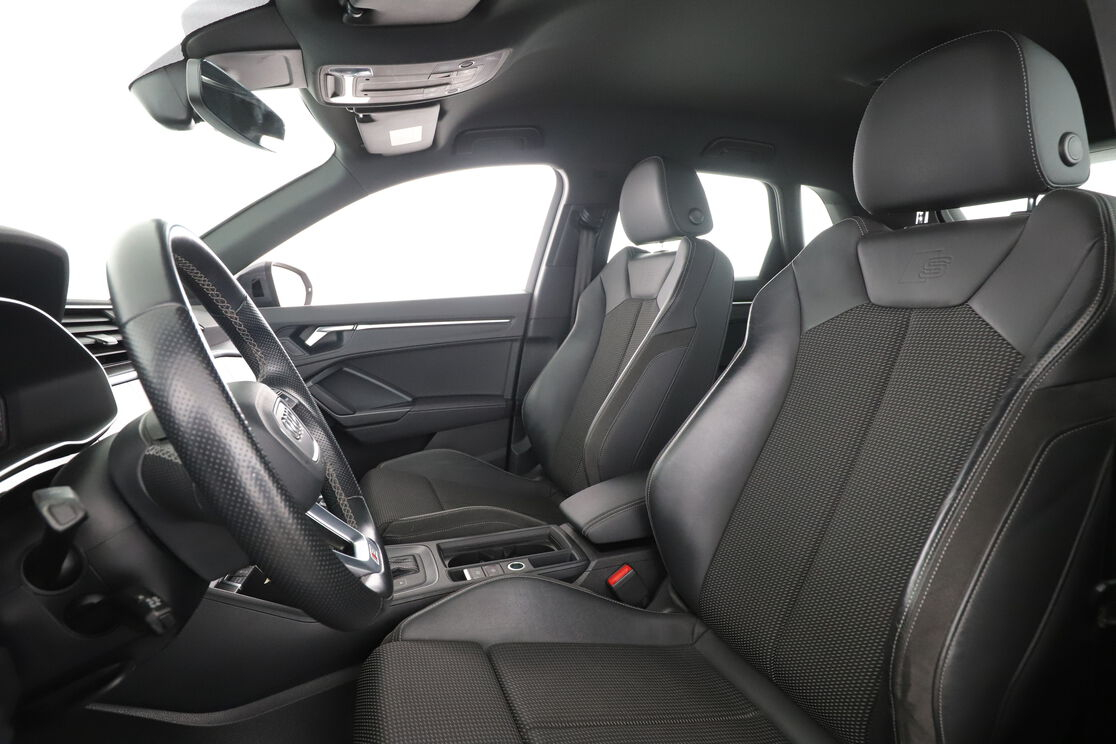 Audi Q3 35 TDI S Line S Tronic 7 — photo 16