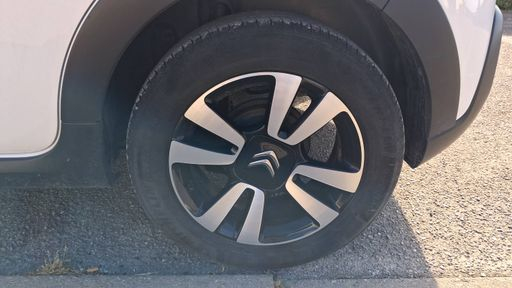 Citroen C3 1.2 PureTech 82 - C-Series – 2023 – 24370 km – Essence – Boîte Manuelle — photo 5