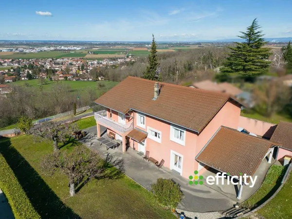 Maison 6 pièces 231 m²