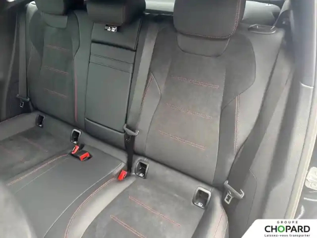Mercedes Eqa 250+ — photo 24