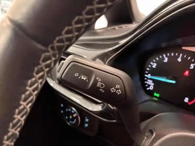 Ford Fiesta active 1.0 ecoboost 100ch s&amp;s pack euro6.2 — photo 9