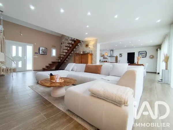 Maison 6 pièces 136 m²