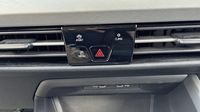 Volkswagen Golf 1.5 eTSI OPF 130ch Life Plus DSG7 — photo 14