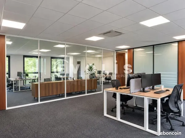 Bureaux 107 m²