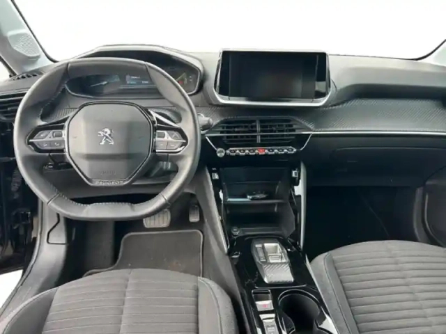 Peugeot 208 e- 136ch style — photo 11