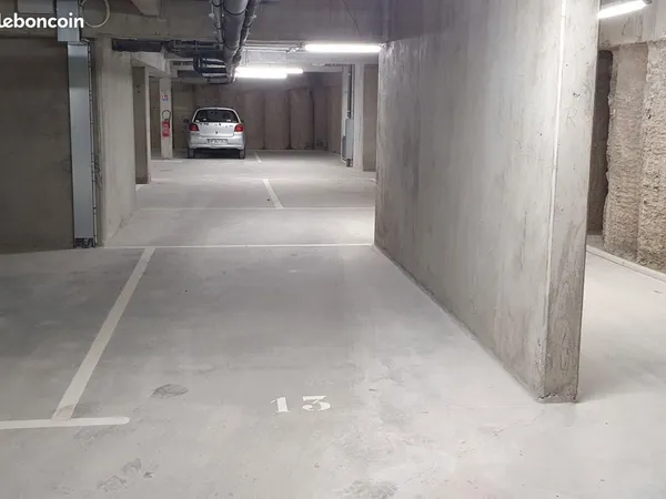 Parking sécurisé proche métro Saint Michel