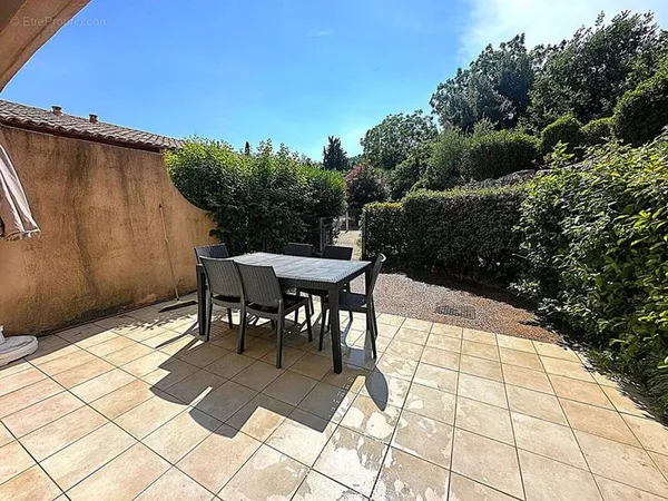 Maison jumelée à Callian